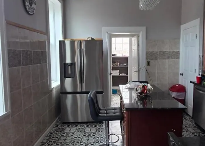 The Mccormick Urban Retreat 3b2b Apartment *